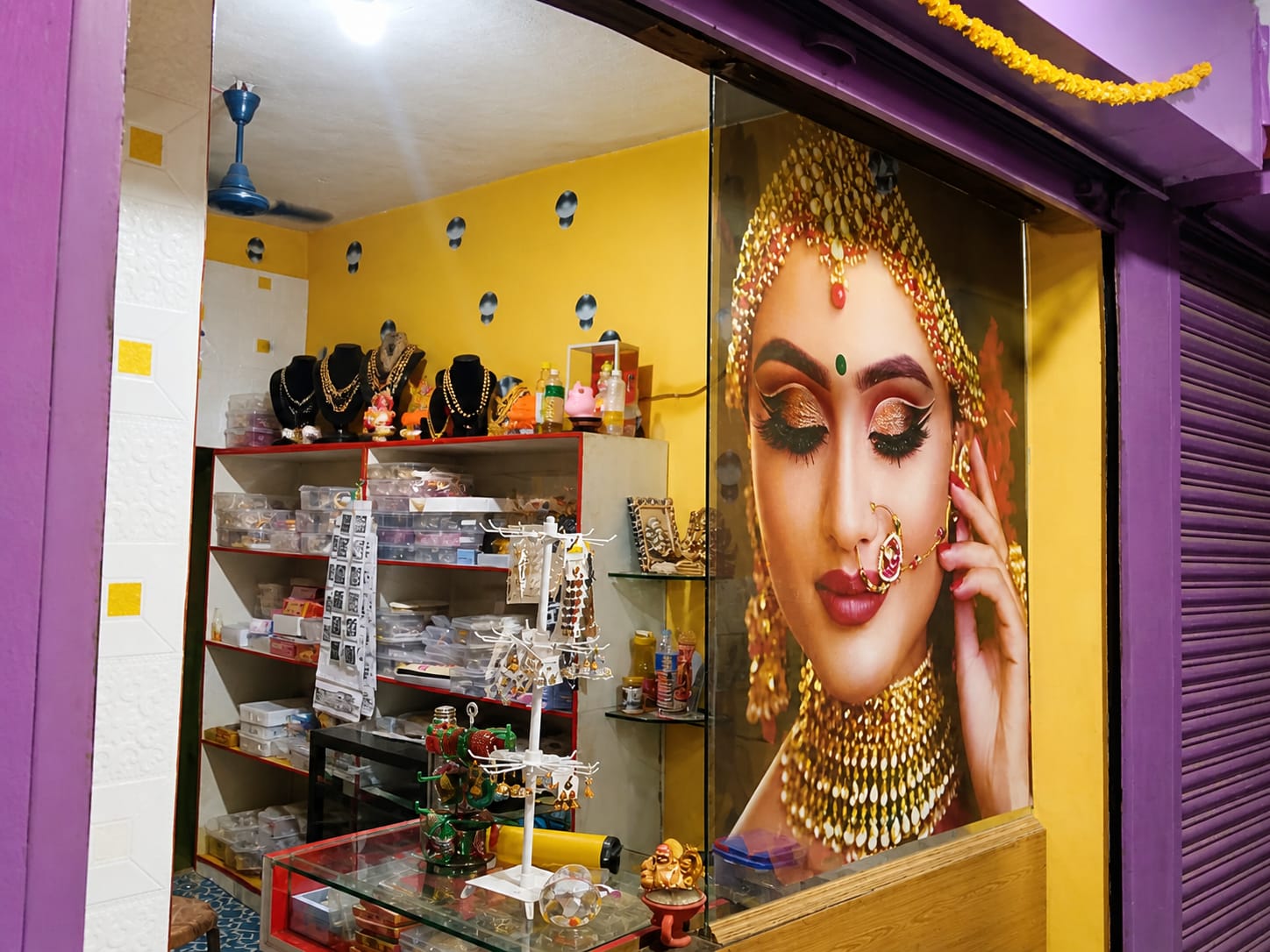 Exterior view of Shree Herbal Beauty Parlour Nidagundi